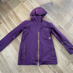 MEC GOREtex snowboard shell waterproof jacket purple with zipper